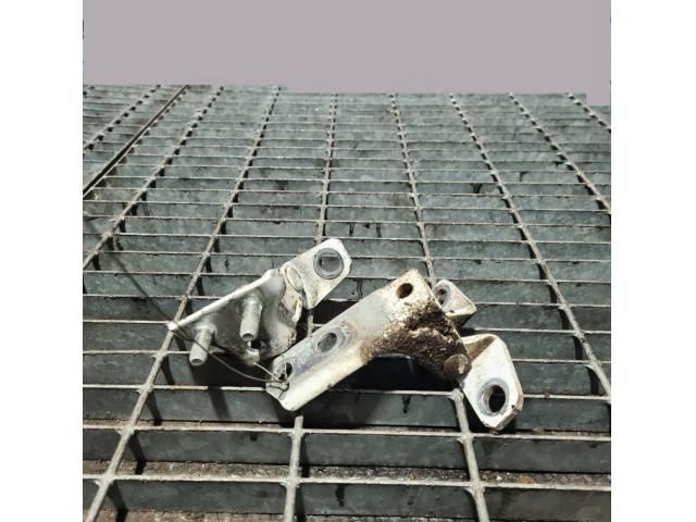 bontott MITSUBISHI ASX Motorháztető Zsanér Pár