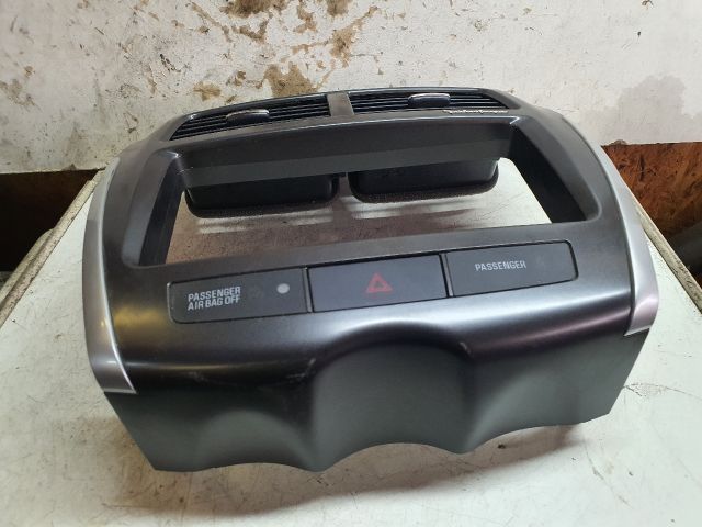 bontott MITSUBISHI ASX Multifunkciós Kijelző Keret