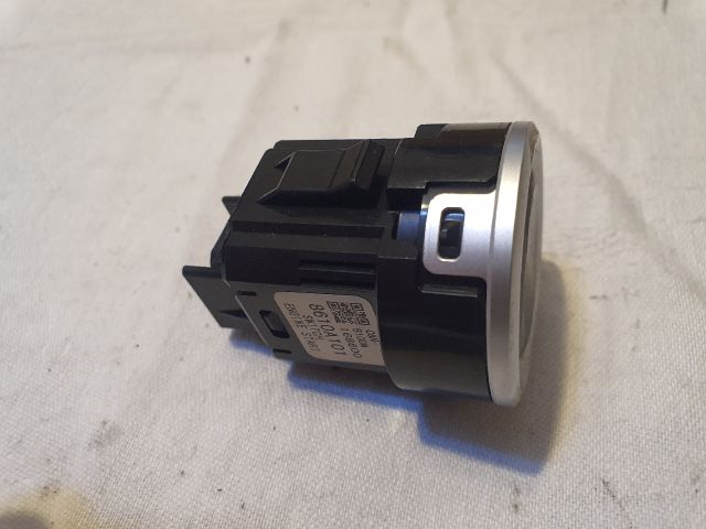 bontott MITSUBISHI ASX Start / Stop Indító Gomb