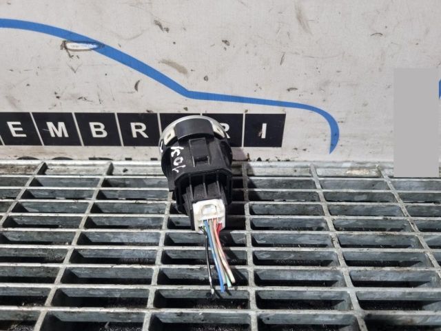 bontott MITSUBISHI ASX Start / Stop Indító Gomb