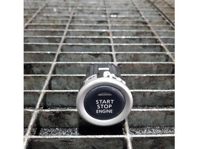 bontott MITSUBISHI ASX Start / Stop Indító Gomb