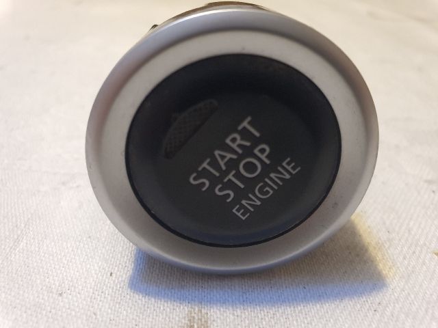 bontott MITSUBISHI ASX Start / Stop Indító Gomb