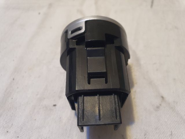 bontott MITSUBISHI ASX Start / Stop Indító Gomb