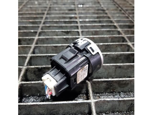 bontott MITSUBISHI ASX Start / Stop Indító Gomb