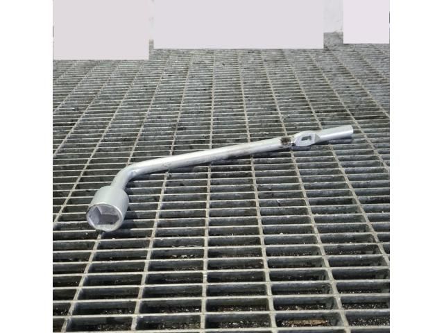 bontott MITSUBISHI ASX Szerszámkészlet