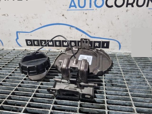 bontott MITSUBISHI ASX Tankajtó