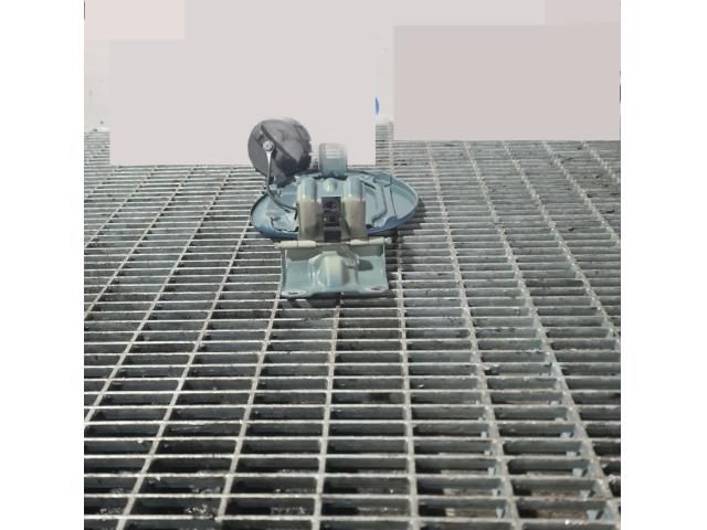 bontott MITSUBISHI ASX Tankajtó