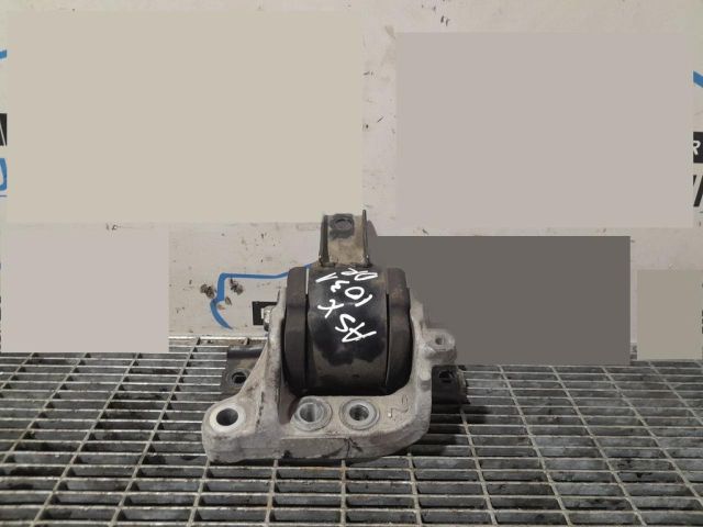 bontott MITSUBISHI ASX Tartó Bak