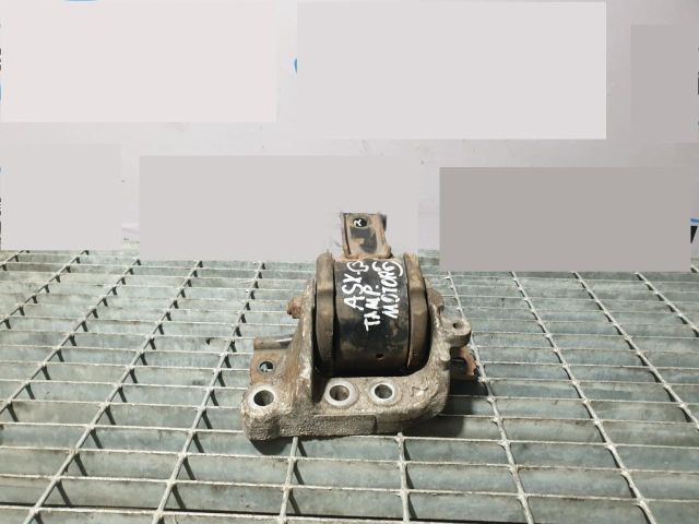 bontott MITSUBISHI ASX Tartó Bak