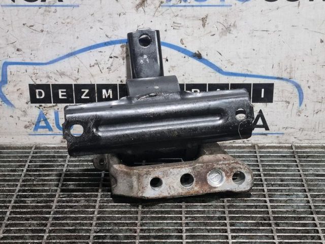 bontott MITSUBISHI ASX Tartó Bak