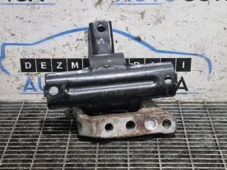 bontott MITSUBISHI ASX Tartó Bak