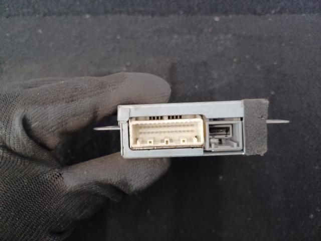 bontott MITSUBISHI ASX Telefon Elektronika