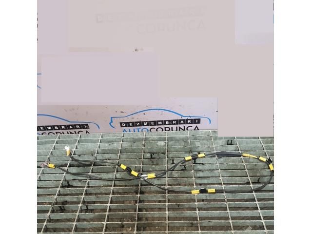 bontott MITSUBISHI ASX USB Aljzat