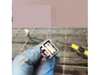 bontott MITSUBISHI ASX USB Aljzat