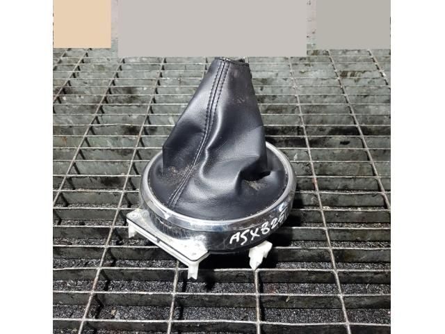 bontott MITSUBISHI ASX Váltószoknya