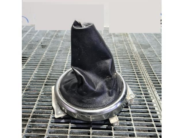 bontott MITSUBISHI ASX Váltószoknya