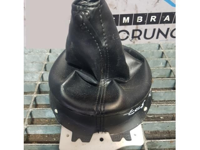 bontott MITSUBISHI ASX Váltószoknya