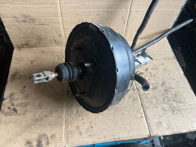 bontott MITSUBISHI Canter Fékrásegítő