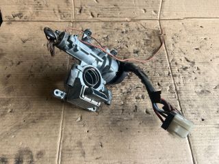 bontott MITSUBISHI Canter Gyújtáskapcsoló