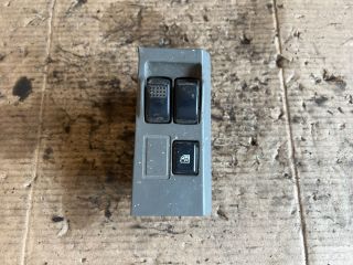 bontott MITSUBISHI Canter Bal első Ablakemelő Kapcsoló