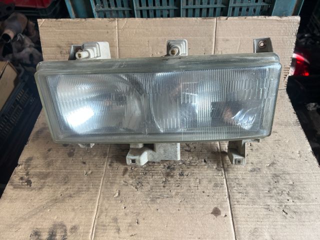 bontott MITSUBISHI Canter Bal Fényszóró