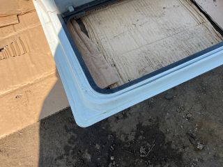 bontott MITSUBISHI Canter Bal hátsó Ajtó (Üres lemez)