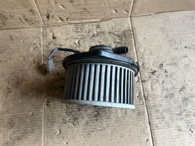 bontott MITSUBISHI Canter Fűtőmotor (Klímás)