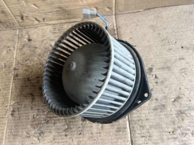 bontott MITSUBISHI Canter Fűtőmotor (Klímás)