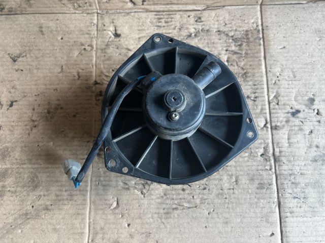 bontott MITSUBISHI Canter Fűtőmotor (Klímás)