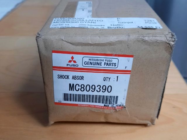 bontott MITSUBISHI Canter Hátsó Lengéscsillapító (Pozíciófüggetlen)