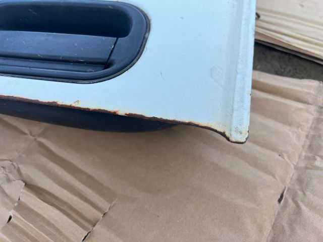 bontott MITSUBISHI Canter Jobb első Ajtó (Üres lemez)