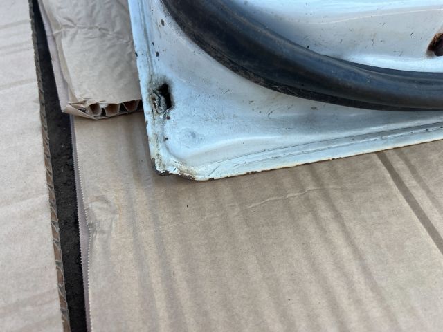 bontott MITSUBISHI Canter Jobb első Ajtó (Üres lemez)