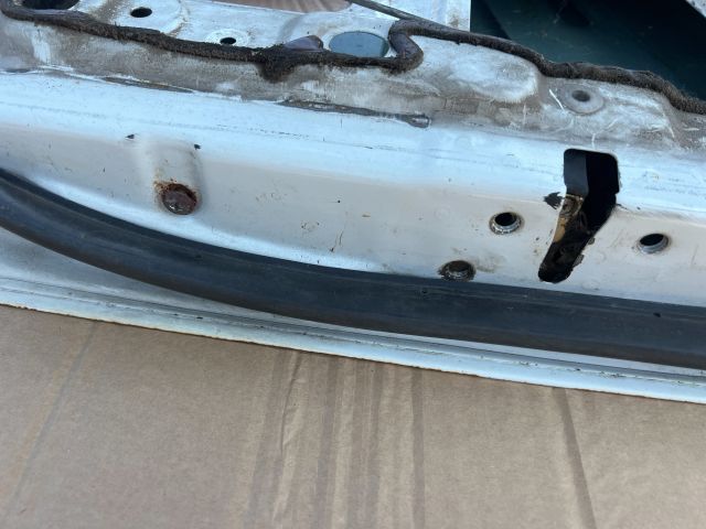 bontott MITSUBISHI Canter Jobb első Ajtó (Üres lemez)