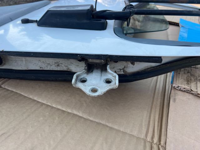 bontott MITSUBISHI Canter Jobb első Ajtó (Üres lemez)