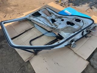 bontott MITSUBISHI Canter Jobb első Ajtó (Üres lemez)