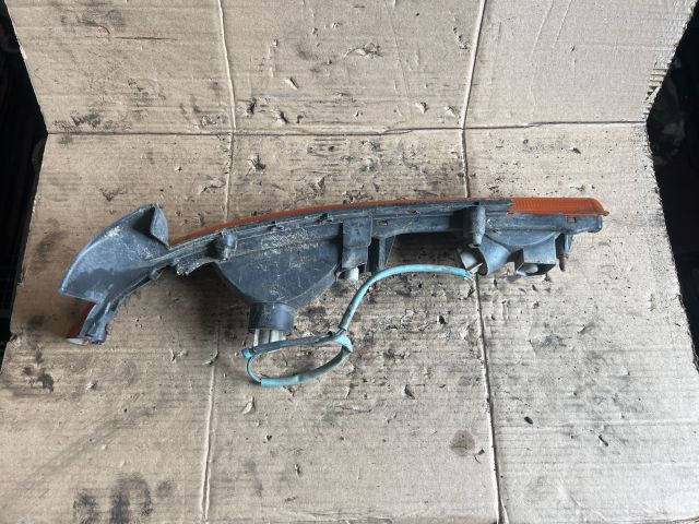 bontott MITSUBISHI Canter Jobb első Irányjelző