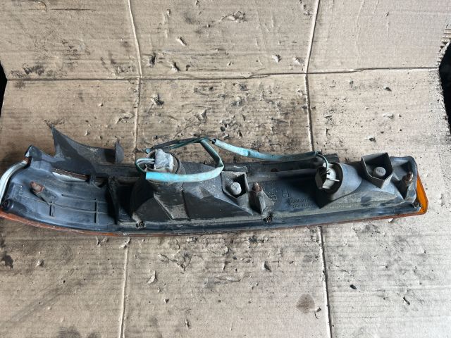 bontott MITSUBISHI Canter Jobb első Irányjelző