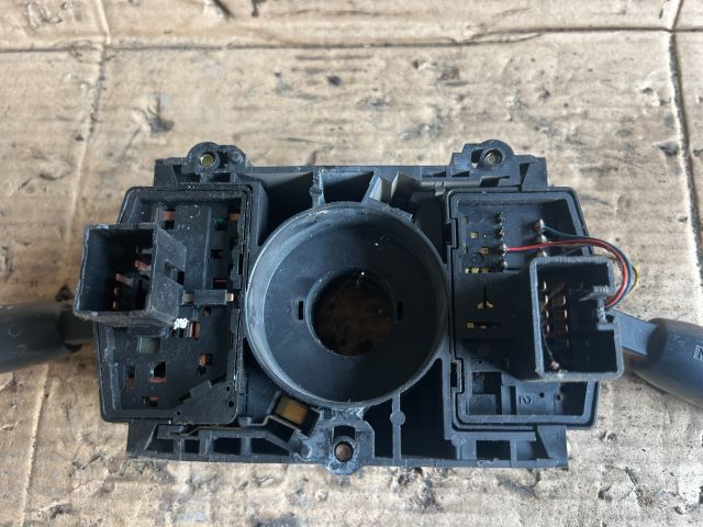 bontott MITSUBISHI Canter Komplett Kormánykapcsoló (Bajuszkapcsoló)