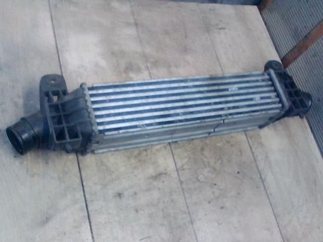bontott MITSUBISHI CARISMA Intercooler