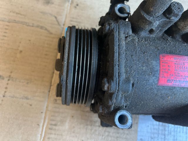 bontott MITSUBISHI CARISMA Klímakompresszor