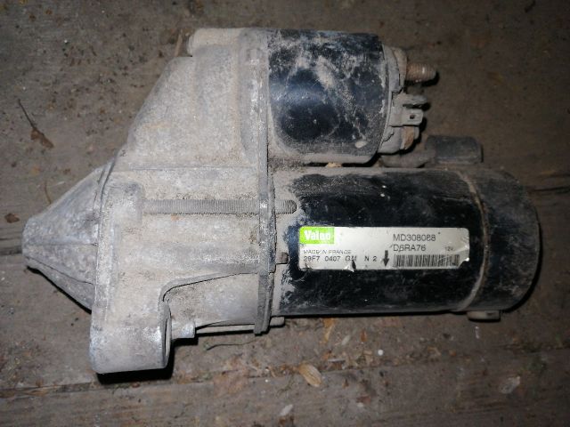 bontott MITSUBISHI CARISMA Önindító