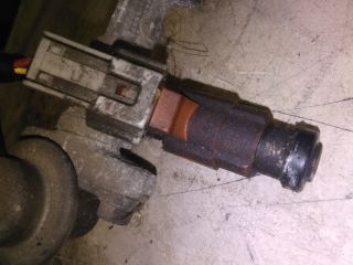 bontott MITSUBISHI CARISMA Porlasztó (1 db)