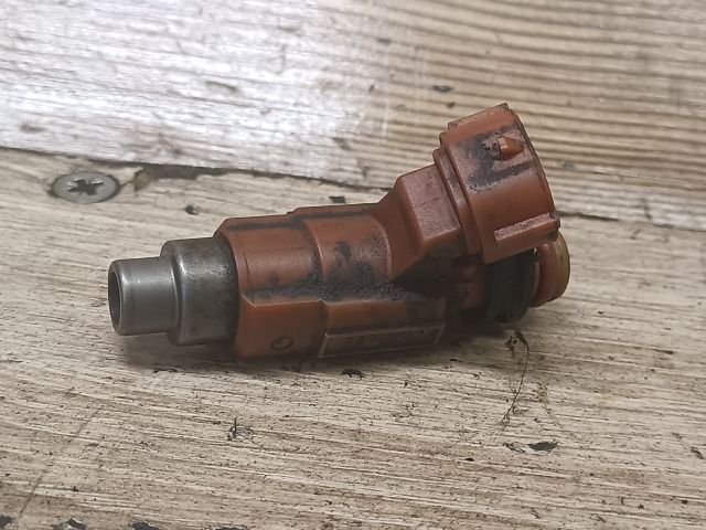 bontott MITSUBISHI CARISMA Porlasztó (1 db)