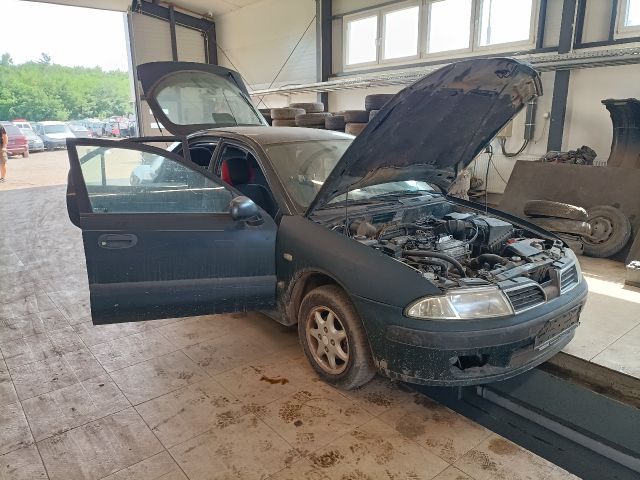 bontott MITSUBISHI CARISMA Porlasztó (1 db)