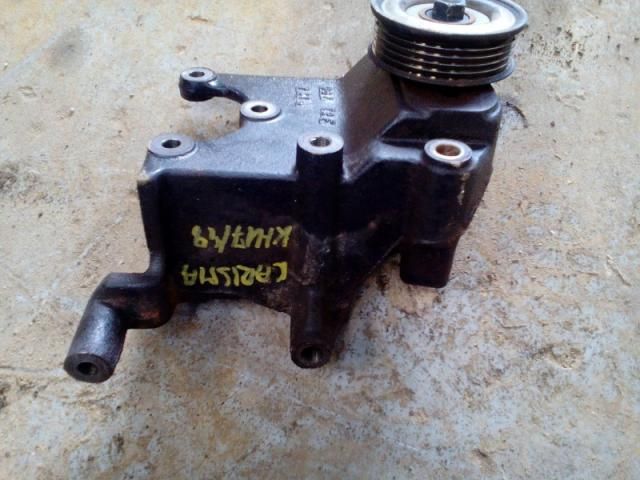 bontott MITSUBISHI CARISMA Szíjfeszítő Görgő