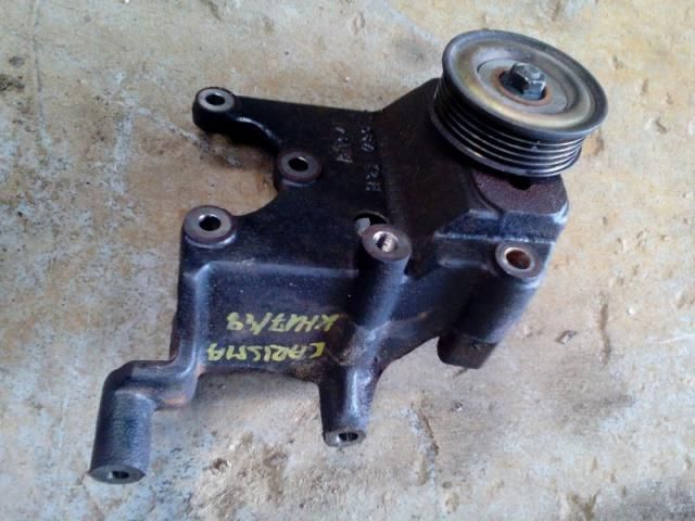 bontott MITSUBISHI CARISMA Szíjfeszítő Görgő