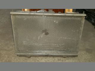 bontott MITSUBISHI CARISMA Vízhűtő Radiátor (Nem klímás)