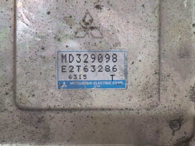 bontott MITSUBISHI CARISMA Motorvezérlő