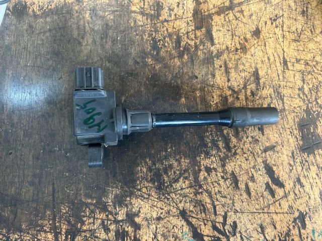 bontott MITSUBISHI CARISMA Gyújtótrafó