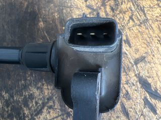 bontott MITSUBISHI CARISMA Gyújtótrafó